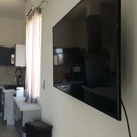 20 Avenue Paul Bourget Apparte * Ιέρ